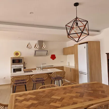 Villa Luxurious 3 Bedroom Villa With Stunning Views Playa Blanca (Lanzarote)